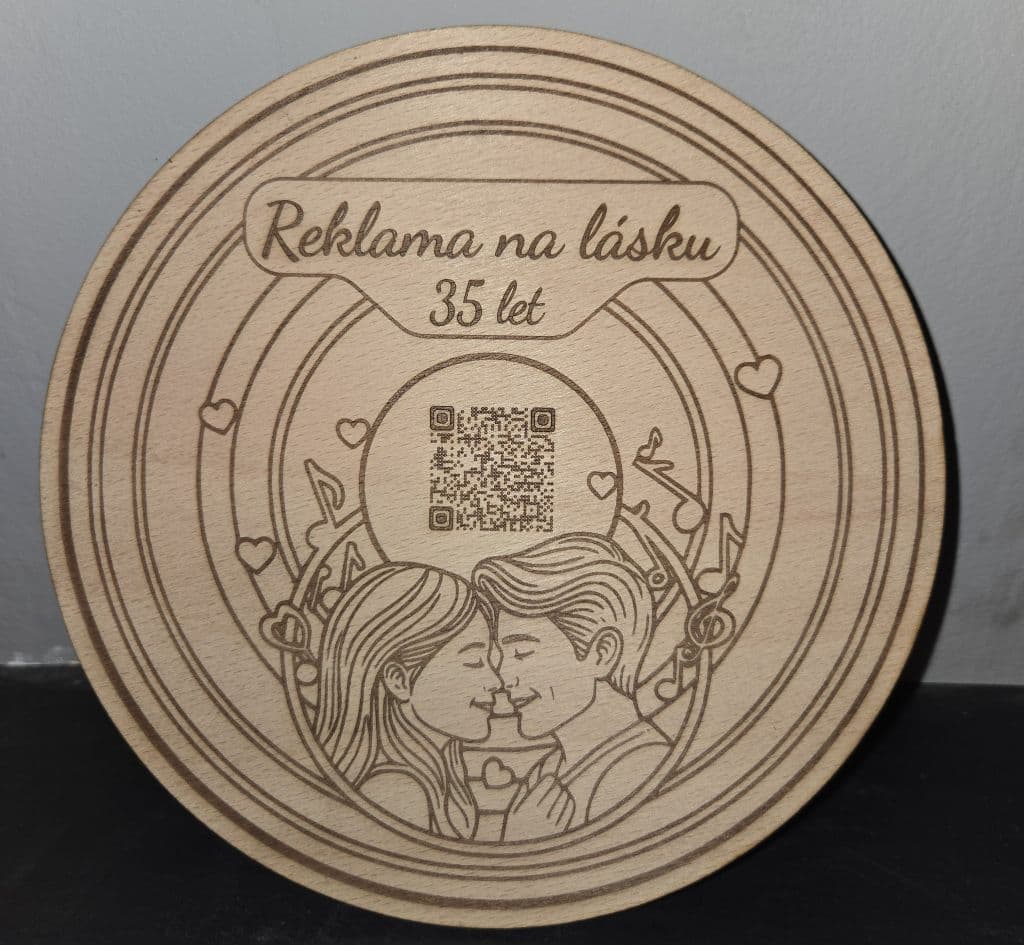 Plate or pendant